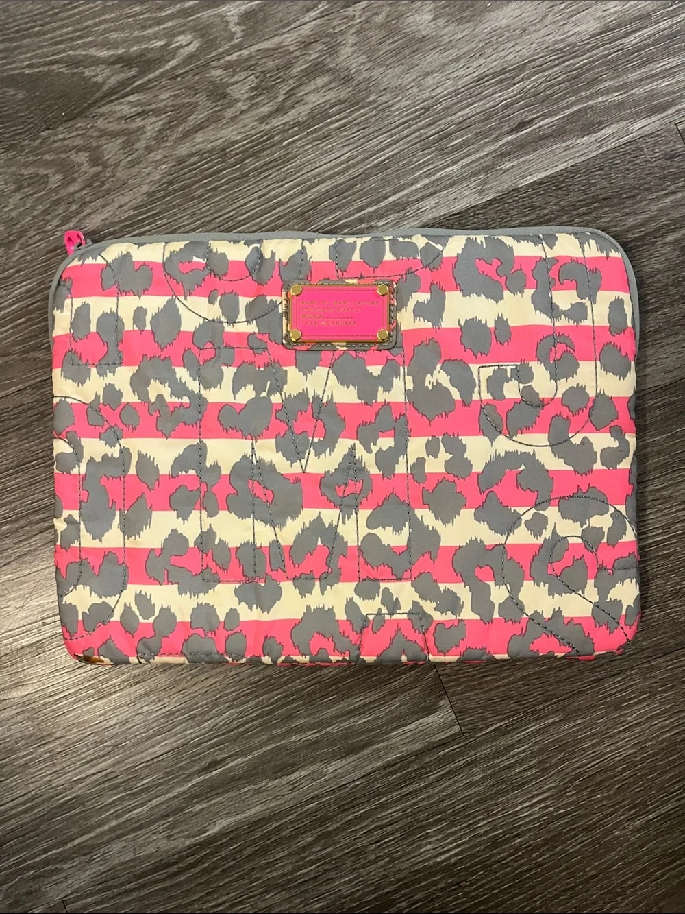Marc By Marc Jacobs Quilted Throw in Hot Pink, Gray & Cream Animal Print